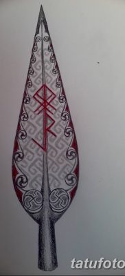 Fotó egy lándzstetoválásról 2018.08.22. №006 - lándzsás tetoválás -