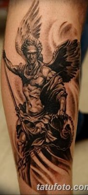 Fotó egy lándzstetoválásról 2018.08.22. 005 - lándzsás tetoválás -