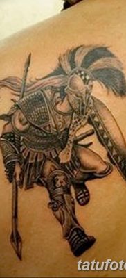 Fénykép egy lándzsás tetoválásról 2018.08.22. №004 - lándzsás tetoválás -