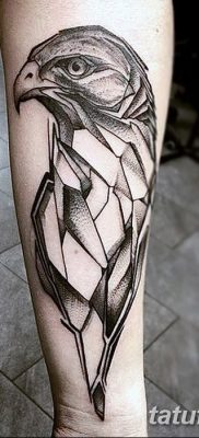 fotó sárkánymadár -tetoválásról, keltezés: 2017. 09. 12. №014 - tetováló sárkánymadár -