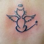 foto af kattetatovering med vinger dateret 26/06/2018 №036 - Kattetatovering med vinger -