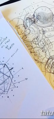 fotó az űrhajós tetoválásról, dátum: 2017.12.25., 008 - űrhajós tetoválás -