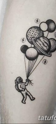 fotó az űrhajós tetoválásról, 2017. december 25 -én, №010 - űrhajós tetoválás -