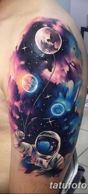 fotó az űrhajós tetoválásról, dátum: 2017.12.25 №061 - űrhajós tetoválás -