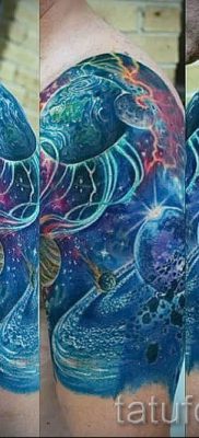 foto-tatu-kosmos-dlya-stati-pro-znachenie-kosmicheskix-tatuirovok-050-tatufoto-ru