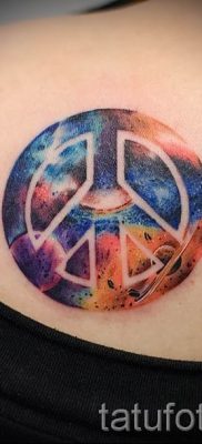 fénykép az űr tetoválásról az űrtetoválások jelentését bemutató cikkhez - tatufoto.ru - 47