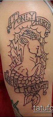 Fotó egy bak tetoválásról (jelentése) - példa egy érdekes tetoválási tervre - 015