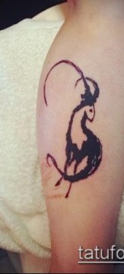 Fotó a Bak tetoválásról (jelentése) - példa egy érdekes tetoválási tervre - 006