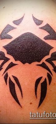 fénykép egy rák (rák) tetoválásról (érték) - egy példa egy érdekes tetoválási rajzra - 005