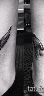 Fotó a Hermes tetováló szárnyairól - 06072017 - példa - 058 Hermes tetoválószárnyai