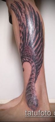 Fotó Hermes tetováló szárnyairól - 06072017 - példa - 051 Hermes tetoválószárnyai