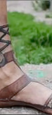 Fotó a Hermes tetováló szárnyairól - 06072017 - példa - 022 Hermes tetoválószárnyai