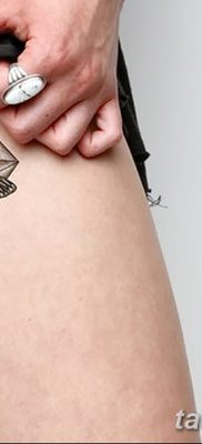 fotó egy kristálytetoválásról, kelt 2017.08.27. 080. sz. - Tetováló kristály -