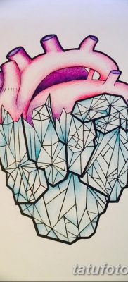 fotó egy kristálytetoválásról, kelt 2017.08.27. 077. sz. - Tetováló kristály -