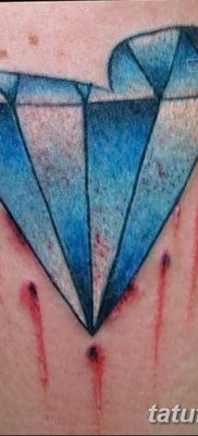 fotó egy kristálytetoválásról, kelt 2017. augusztus 27 -én, 067. sz. - Tetováló kristály -