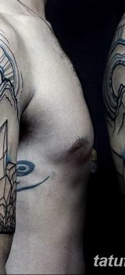 fotó egy kristálytetoválásról, kelt 2017.08.27. 060. sz. - Tetováló kristály -