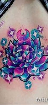 fotó egy kristálytetoválásról, kelt 2017.08.27. 053. szám - Tetováló kristály -