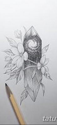 fotó egy kristálytetoválásról, kelt 2017.08.27. 052 - Tetováló kristály -