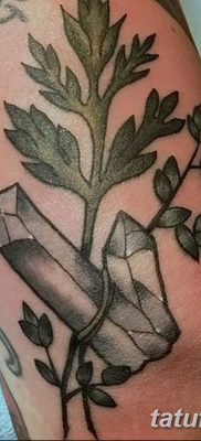 fotó egy kristálytetoválásról, kelt 2017.08.27. 049. szám - Tetováló kristály -