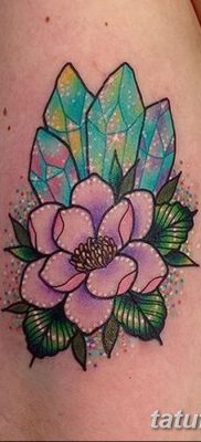 fotó egy kristálytetoválásról, kelt 2017.08.27. 045. sz. - Tetováló kristály -