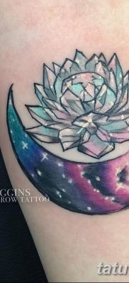 fotó egy kristálytetoválásról, kelt 2017.08.27. 044 - Tetováló kristály -