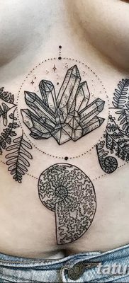 fotó egy kristálytetoválásról, kelt 2017.08.27. 004 sz. - Tetováló kristály -