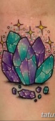 fotó egy kristálytetoválásról, dátum: 2017.08.27. 013 - Tetováló kristály -