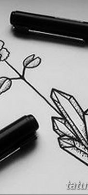 fotó egy kristálytetoválásról, kelt 2017.08.27. 016 - Tetováló kristály -