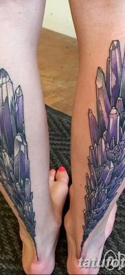 fotó egy kristálytetoválásról, kelt 2017.08.27. 040. sz. - Tetováló kristály -