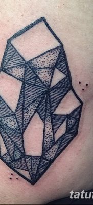 fotó egy kristálytetoválásról, kelt 2017.08.27. 084 - Tetováló kristály -