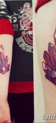 fotó egy kristálytetoválásról, kelt 2017.08.27. 096. sz. - Tetováló kristály -