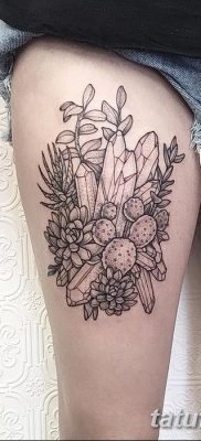 fotó egy kristálytetoválásról, kelt, 2017.08.27. 097. sz. - Tetováló kristály -