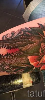 foto-tatu-krokodil-dlya-stati-pro-znachenie-tatuirovki-krokodil-050-tatufoto-ru