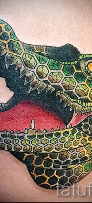 Fotó a krokodil tetoválásról egy cikkhez a krokodil tetoválás jelentéséről - tatufoto.ru - 49