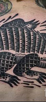 Egy krokodil tetoválás fotója egy cikkhez a krokodil tetoválás jelentéséről - tatufoto.ru - 45