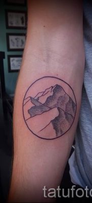 Снимка на кръгова татуировка за статия за значението на татуировка с кръг - tatufoto.ru - 45