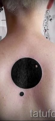 Снимка на кръгова татуировка за статия за значението на татуировка с кръг - tatufoto.ru - 35