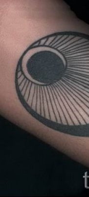 Снимка на кръгова татуировка за статия за значението на татуировка с кръг - tatufoto.ru - 27