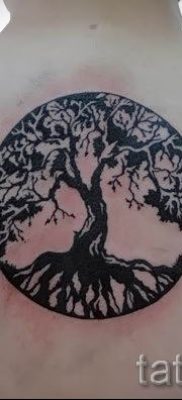 Снимка на кръгова татуировка за статия за значението на татуировка с кръг - tatufoto.ru - 22