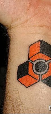 fotó a Rubik -kocka tetoválásról, dátum: 2018.02.24. №138 - tetoválás Rubik -kocka -