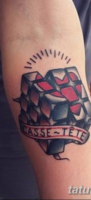 fotó a Rubik -kocka tetoválásról, dátum: 2018.02.24 №012 - tetoválás Rubik -kocka -