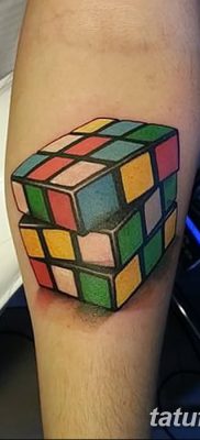 fotó a Rubik -kocka tetoválásról, dátum: 2018.02.24 №033 - tetoválás Rubik -kocka -