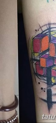 fotó a Rubik -kocka tetoválásról, dátum: 2018.02.24 №035 - tetoválás Rubik -kocka -