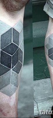 fotó a Rubik -kocka tetoválásról, kelt 2018.02.24. №082 - tetoválás Rubik -kocka -