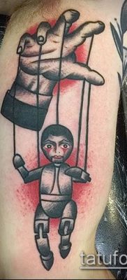 Fénykép egy bábjátékos tetoválásról - példa egy rajzra - 30052017 - példa - 014 Tattoo Puppeteer