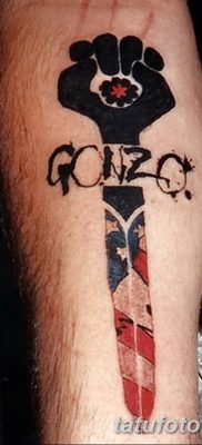 Fotó egy ököl tetoválásról, kelte: 2018.09.14. №036 - tetoválóököl -