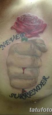 Öklös tetoválás fotója 2018.09.14 -től №034 - tetoválóököl -