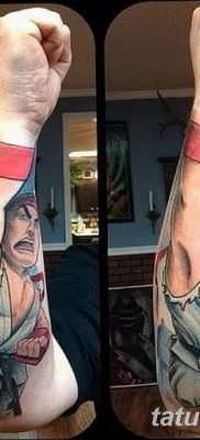 Fotó egy öklös tetoválásról 2018.09.14. №023 - tetováló ököl -