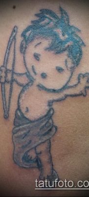 fotó Ámor tetoválásról (jelentése) - példa egy érdekes tetoválási tervre - 056