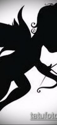 fotó Ámor tetoválásról (jelentése) - példa egy érdekes tetoválási tervre - 046